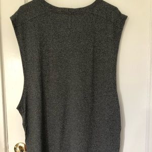 Charcoal grey XXL muscle tee men’s NWOT lululemon